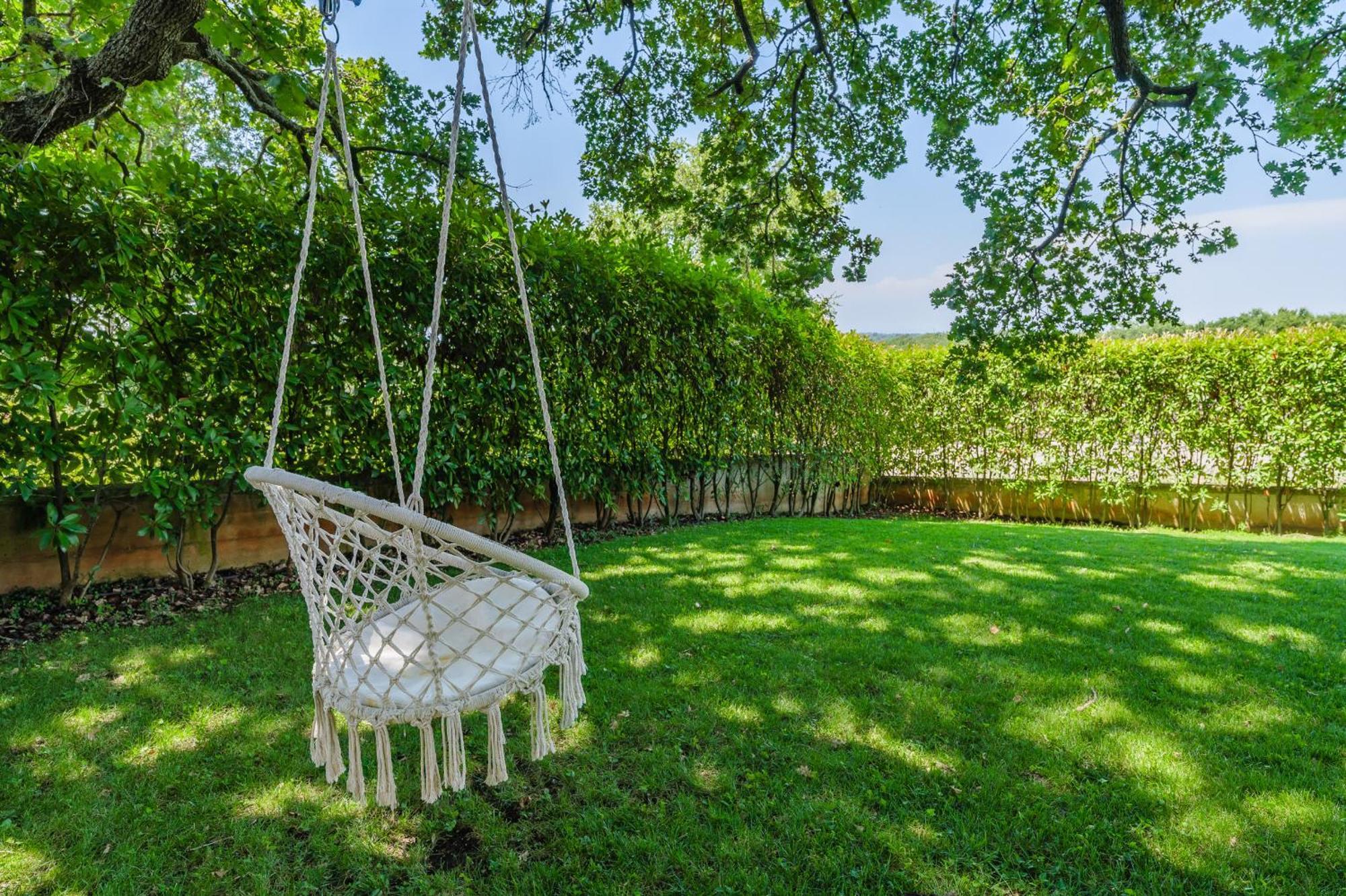 Villa Hrast Bacva Višnjan Екстериор снимка